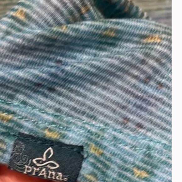 Prana V-Neck Short Sleeve Top (Size:  Small) - Picture 3 of 4